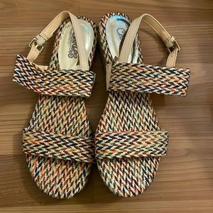 Colorful sandals 7